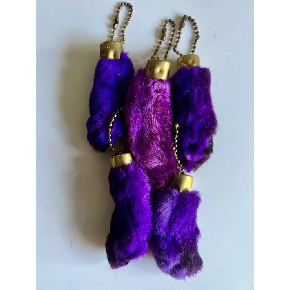 Vintage Purple Lucky Rabbit's Foot Keychain - Picture 2 of 2